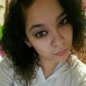 Meet your Posher, Maribel